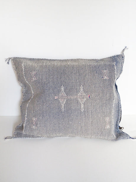 Cactus silk pillow - grey - Äventyr