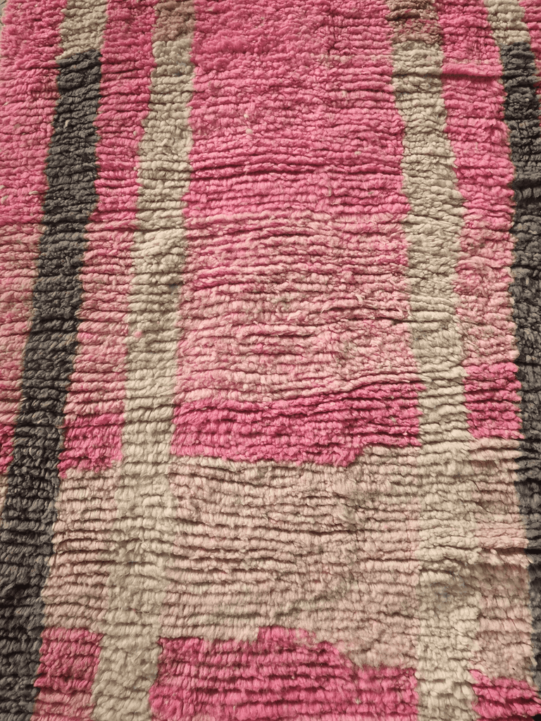 Pink House - 415 x 95 cm - Äventyr